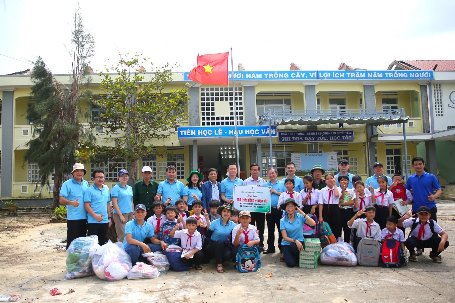 BSR hướng về vùng lũ Đắk Lắk: Những chuyến hàng ấm áp tình người BSR hướng về vùng lũ Đắk Lắk: Những chuyến hàng ấm áp tình người