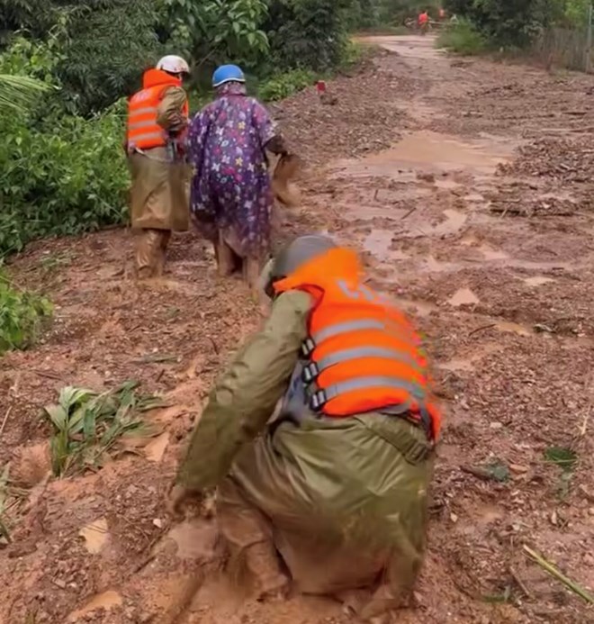 Khánh Hòa bổ sung hơn 6,2 tỉ đồng hỗ trợ các xã, phường phòng chống thiên tai