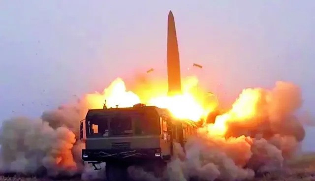 Châu Âu lo ngại về sự gia tăng sản xuất tên lửa tầm xa