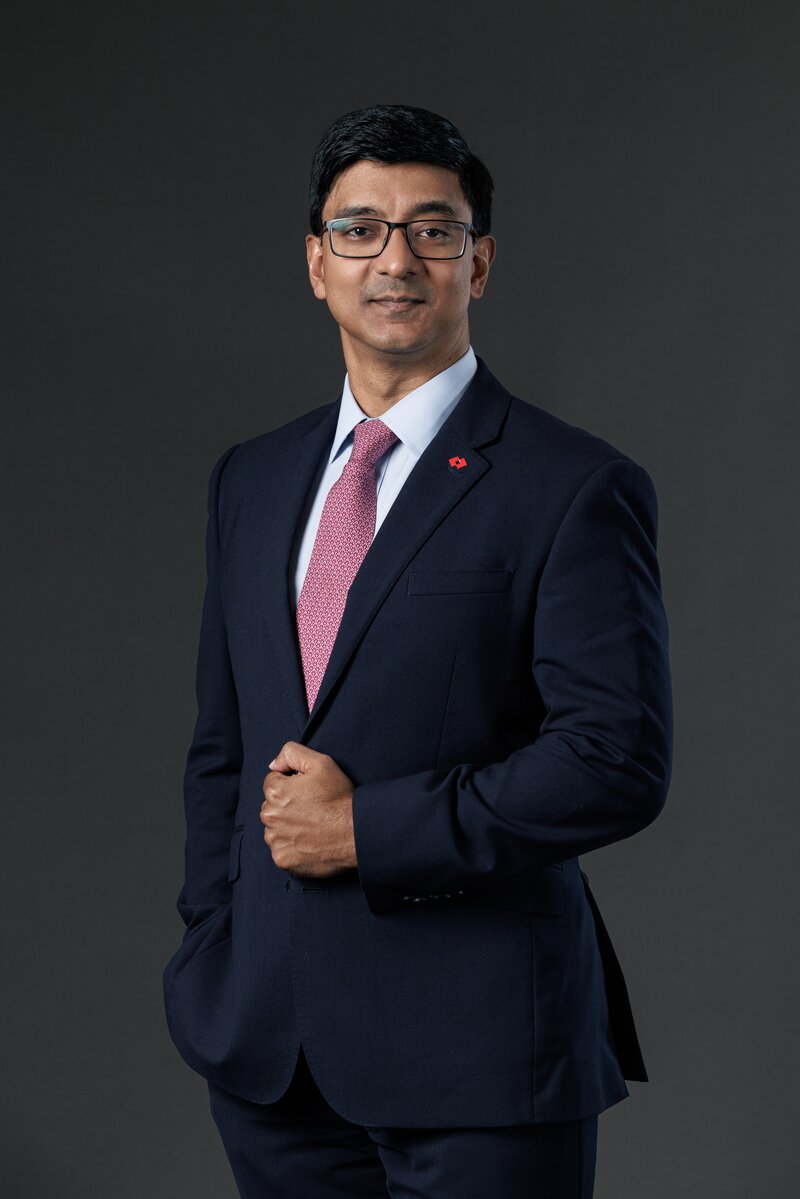 Mr Prasenjit. Ảnh: Techcombank