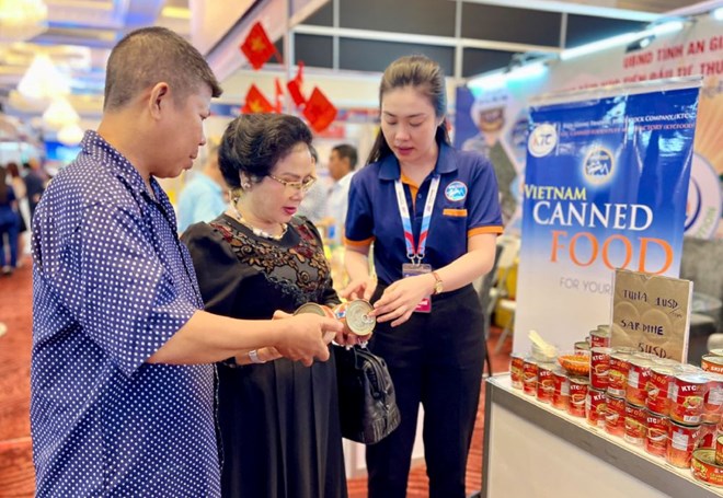 An Giang đẩy mạnh quảng bá sản phẩm tại Hội chợ thương mại Việt Nam tại Campuchia