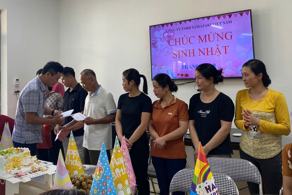 Từ chăm lo tốt đời sống vật chất và tinh thần cho đoàn viên, người lao động đã thúc đẩy các phong trào thi đua. Ảnh: Thanh Hùng