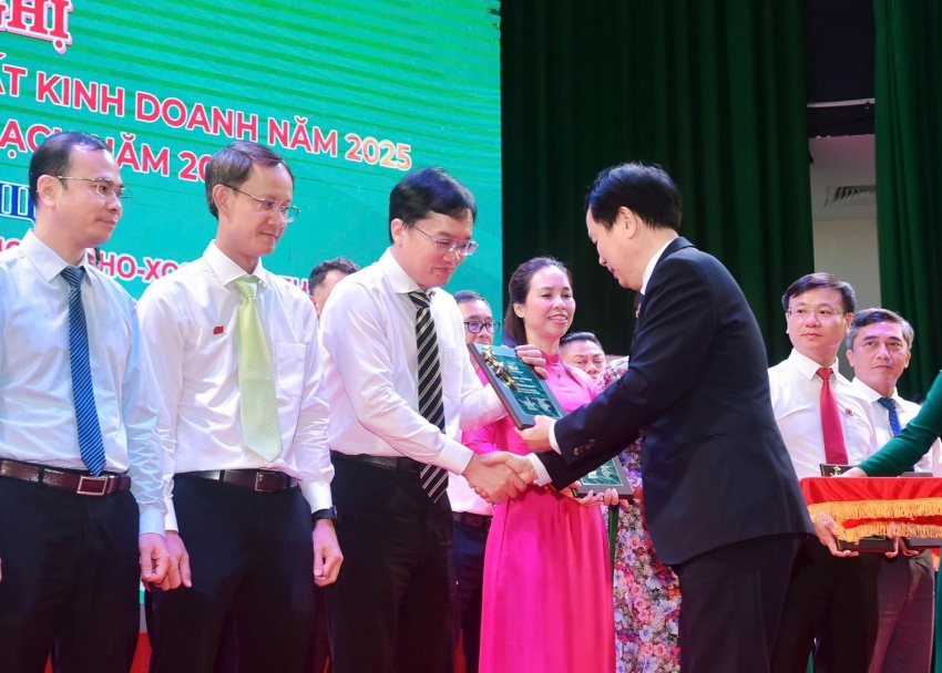 Vietsovpetro: Giữ vững vai trò trụ cột khai thác, mở rộng lĩnh vực hoạt động Vietsovpetro: Giữ vững vai trò trụ cột khai thác dầu khí, mở rộng lĩnh vực hoạt động