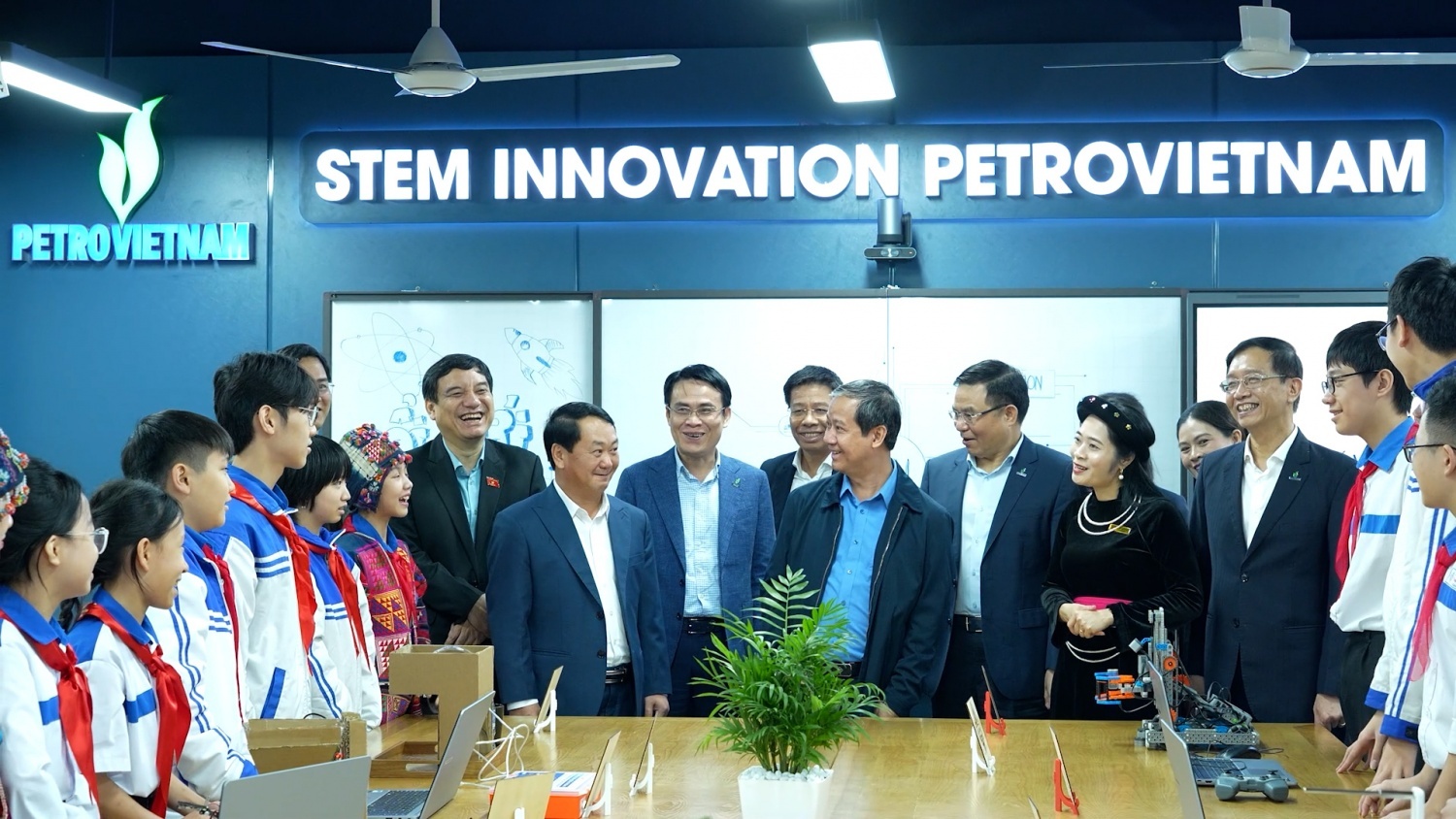 STEM Innovation Petrovietnam: “Viên gạch” đầu tiên kiến tạo hệ sinh thái STEM quốc gia