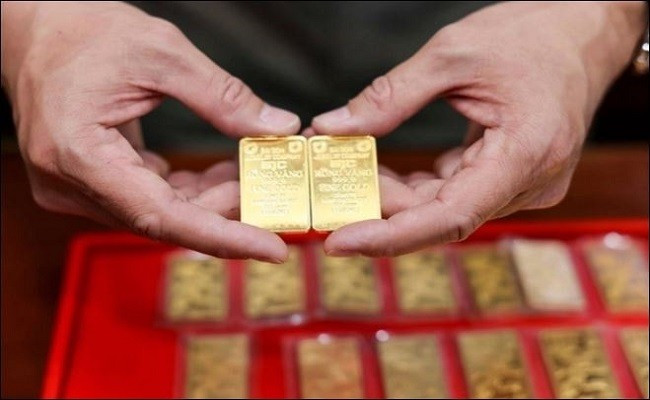 Giá vàng hôm nay 19/12 tiếp đà tăng thêm 200 ngàn đồng/lượng, thế giới lại giảm