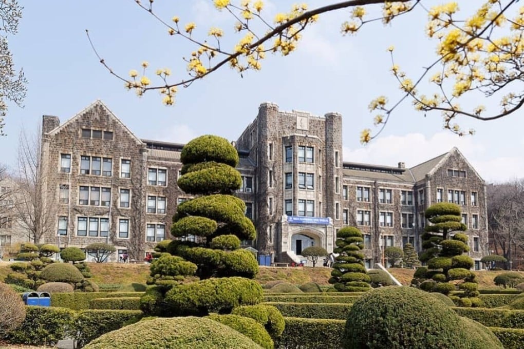 Đại học Yonsei đã phát hiện một vụ gian lận thi cử quy mô lớn trong kỳ thi giữa kỳ tháng 10. Ảnh: Instagram/yonsei_official