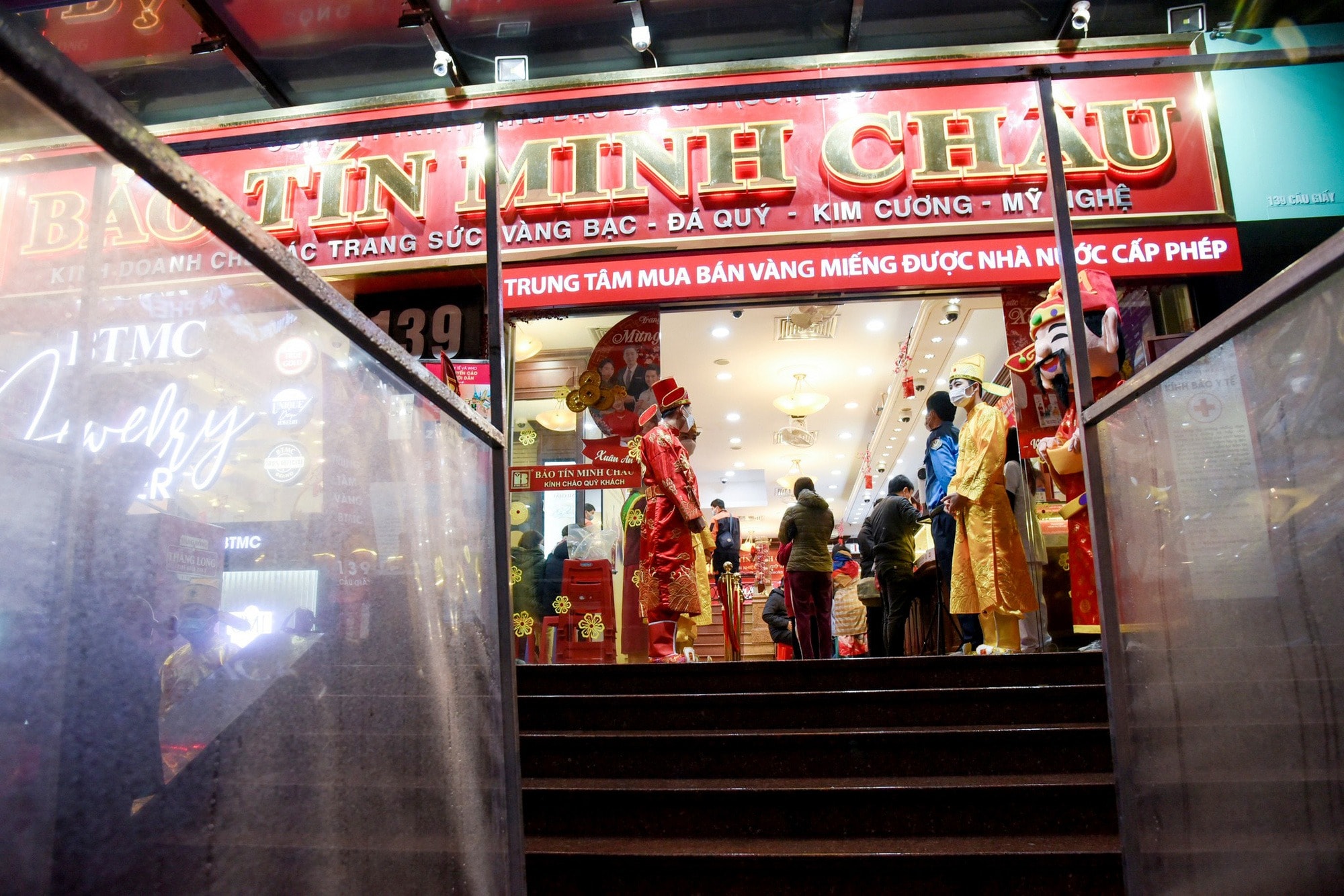 Giá vàng hôm nay 29 12 2025 Giá vàng hôm nay vàng miếng, vàng nhẫn và giá vàng thế giới