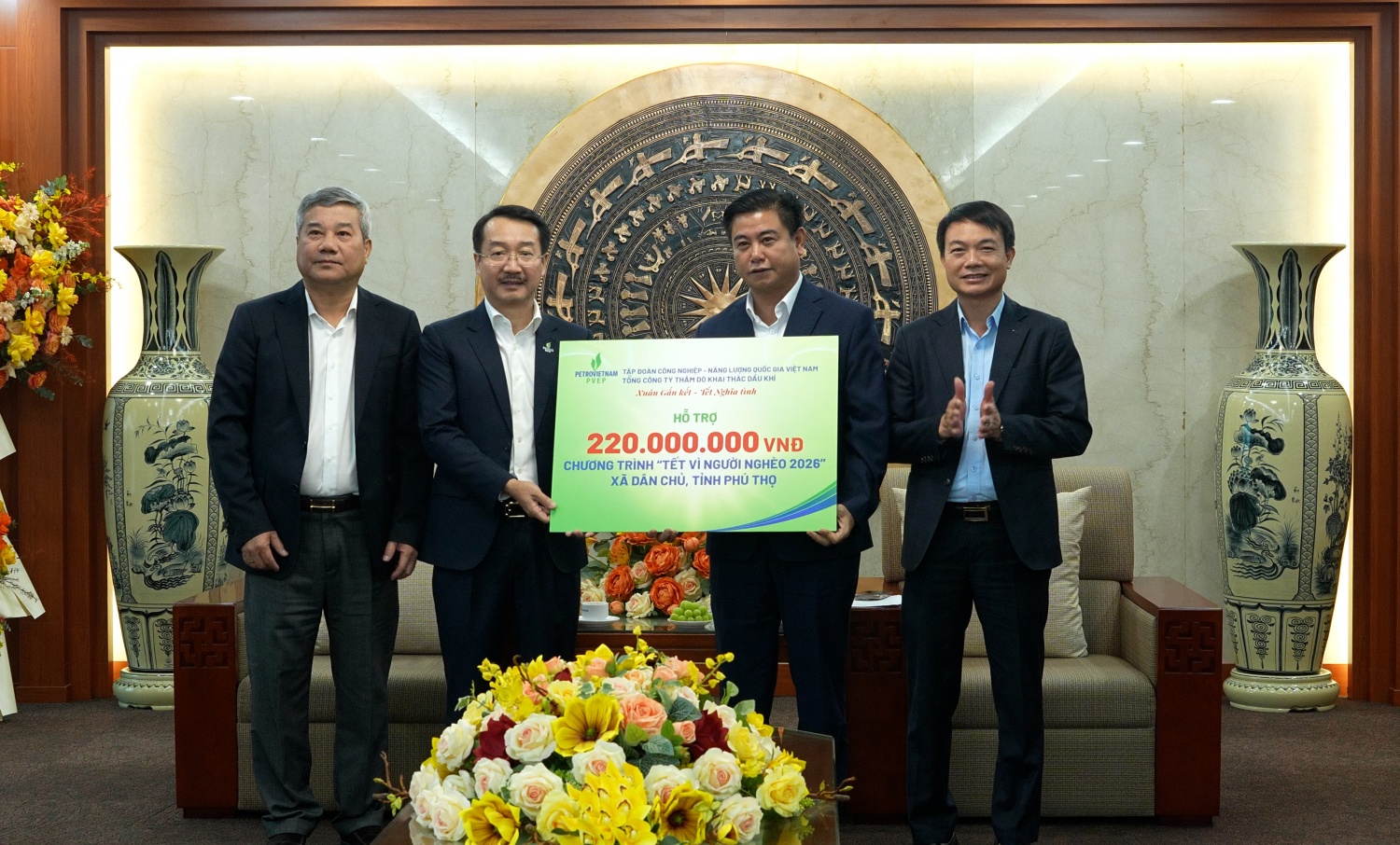 Lan tỏa nghĩa tình Petrovietnam qua chương trình “Tết vì Người nghèo”