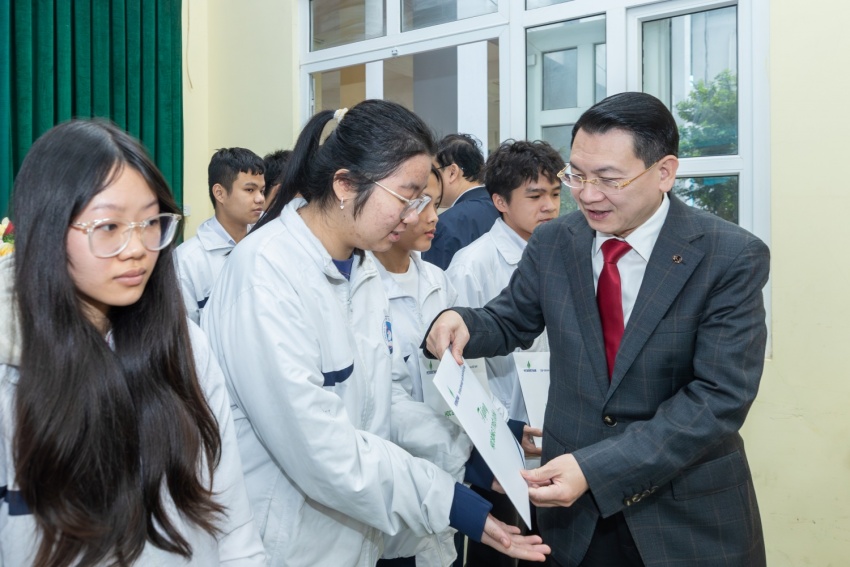 “Xuân gắn kết - Tết nghĩa tình” thắp lên niềm tin cùng người lao động Petrovietnam