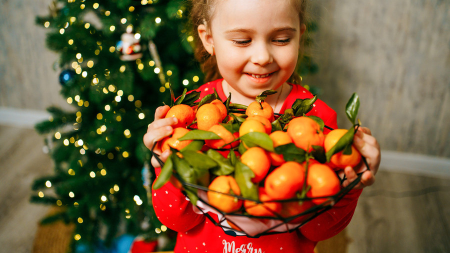 Quýt là trái cây biểu tượng Tết Nga. Ảnh: Gw2ru.com