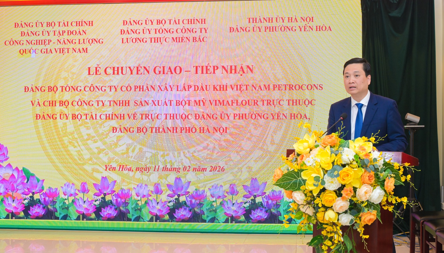 Đảng bộ PETROCONs chính thức về sinh hoạt tại Đảng bộ phường Yên Hòa