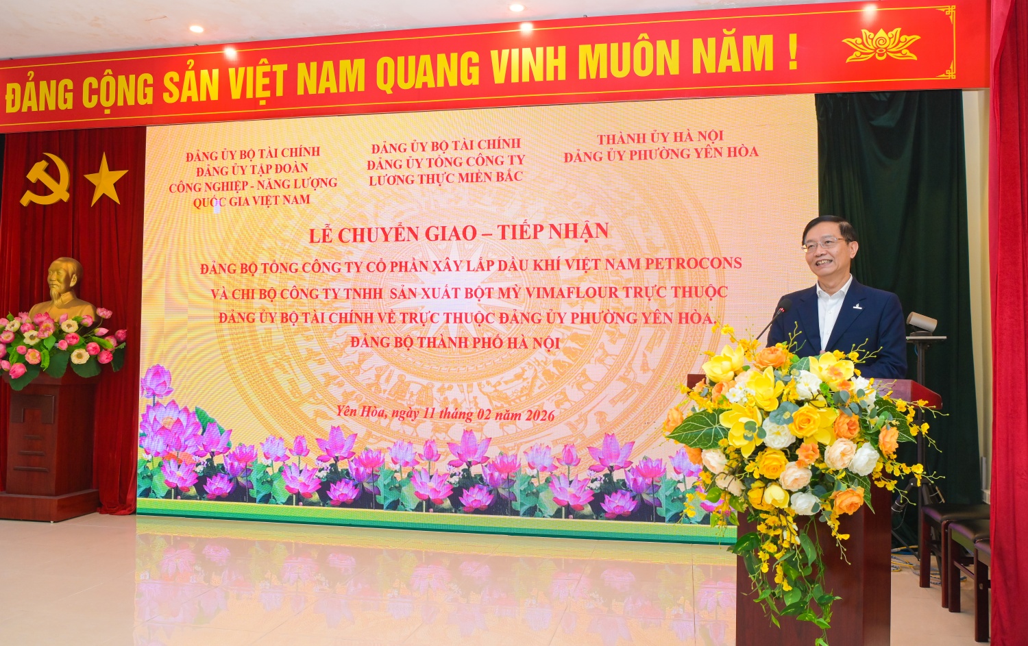 Đảng bộ PETROCONs chính thức về sinh hoạt tại Đảng bộ phường Yên Hòa