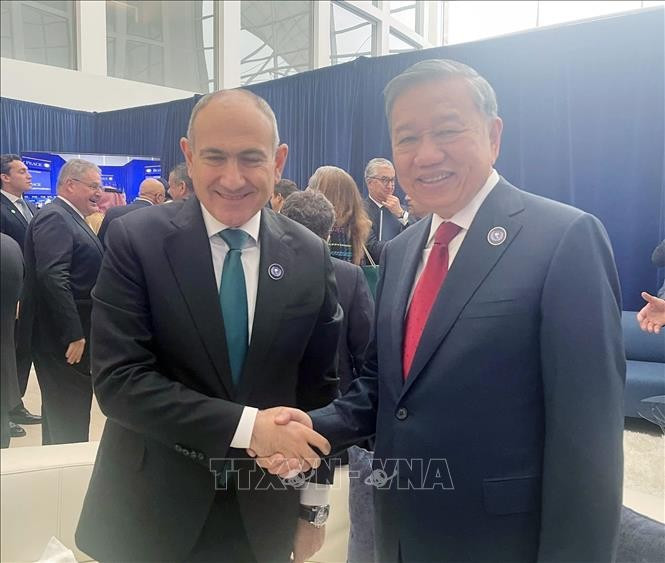 Tổng Bí thư Tô Lâm gặp lãnh đạo các nước nhân dịp tham dự cuộc họp khai mạc Hội đồng Hòa bình về Gaza. (Ảnh: TTXVN phát) Tổng Bí thư Tô Lâm gặp lãnh đạo các nước nhân dịp tham dự cuộc họp khai mạc Hội đồng Hòa bình về Gaza. (Ảnh: TTXVN phát)