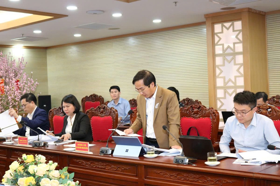 Các đại biểu tham gia hội nghị. z7562869972189-cbf150df2f7612845d71acccd017a545.jpg