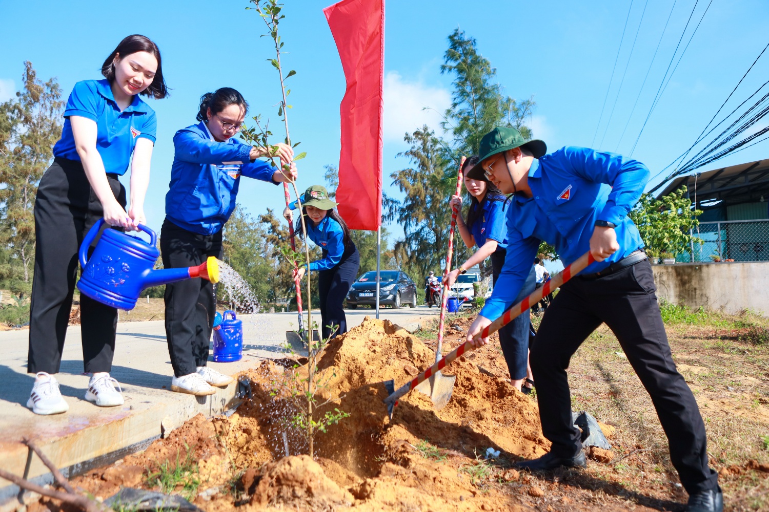 Quảng Ngãi phối hợp cùng BSR thực hiện nhiều hoạt động ý nghĩa dịp đầu xuân và Tháng Thanh niên