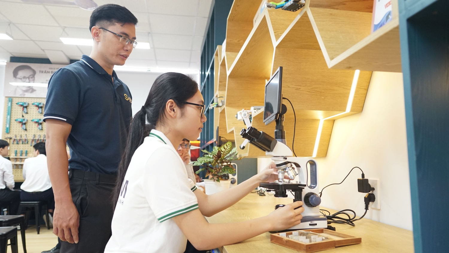 Petrovietnam đồng hành đổi mới giáo dục tại TP Hồ Chí Minh