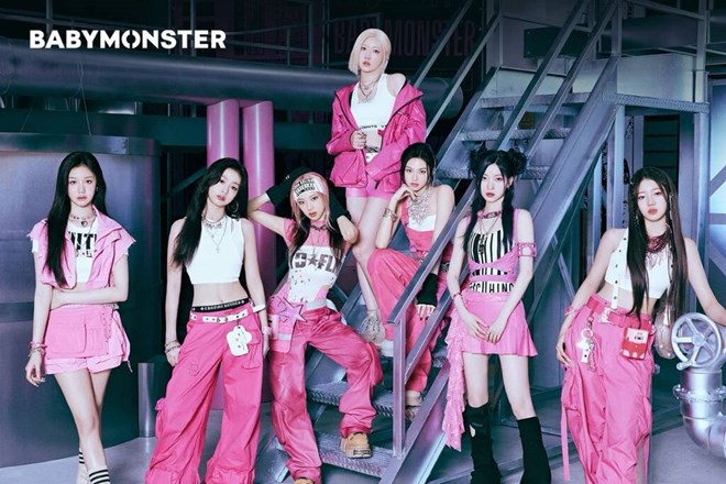 Baby Monster chịu áp lực khi YG tìm người kế nhiệm Blackpink