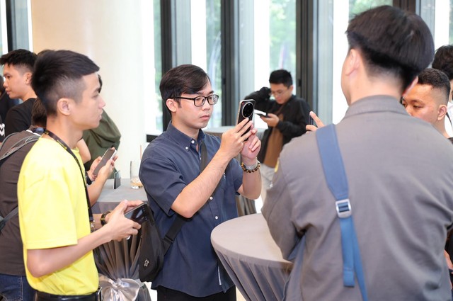 Chạm tinh hoa Leica, tái định nghĩa nhiếp ảnh di động cùng Xiaomi 17 Series - Ảnh 4. Chạm tinh hoa Leica, tái định nghĩa nhiếp ảnh di động cùng Xiaomi 17 Series - Ảnh 4.