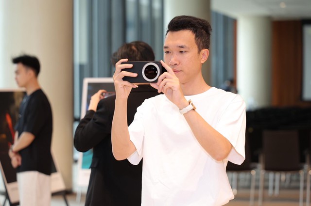 Chạm tinh hoa Leica, tái định nghĩa nhiếp ảnh di động cùng Xiaomi 17 Series - Ảnh 2. Chạm tinh hoa Leica, tái định nghĩa nhiếp ảnh di động cùng Xiaomi 17 Series - Ảnh 2.