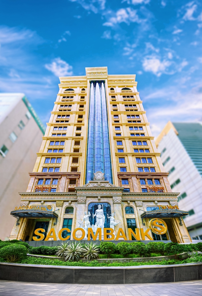 SACOMBANK tiên phong triển khai hybrid trong ngành Ngân hàng