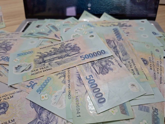 Lãi suất tiết kiệm ngắn hạn 6 tháng cao 8,7%