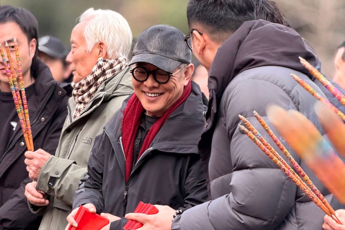 Lý Liên Kiệt xuất hiện giản dị trong lễ khai máy phim ngắn “Nguyên lực giang hồ“. Ảnh: Xinhua