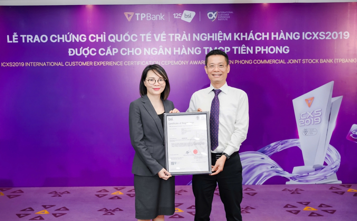 TPBank trở thành ngân hàng đầu tiên tại Việt Nam chinh phục chứng chỉ Trải nghiệm khách hàng quốc tế TPBank trở thành ngân hàng đầu tiên tại Việt Nam chinh phục chứng chỉ Trải nghiệm khách hàng quốc tế