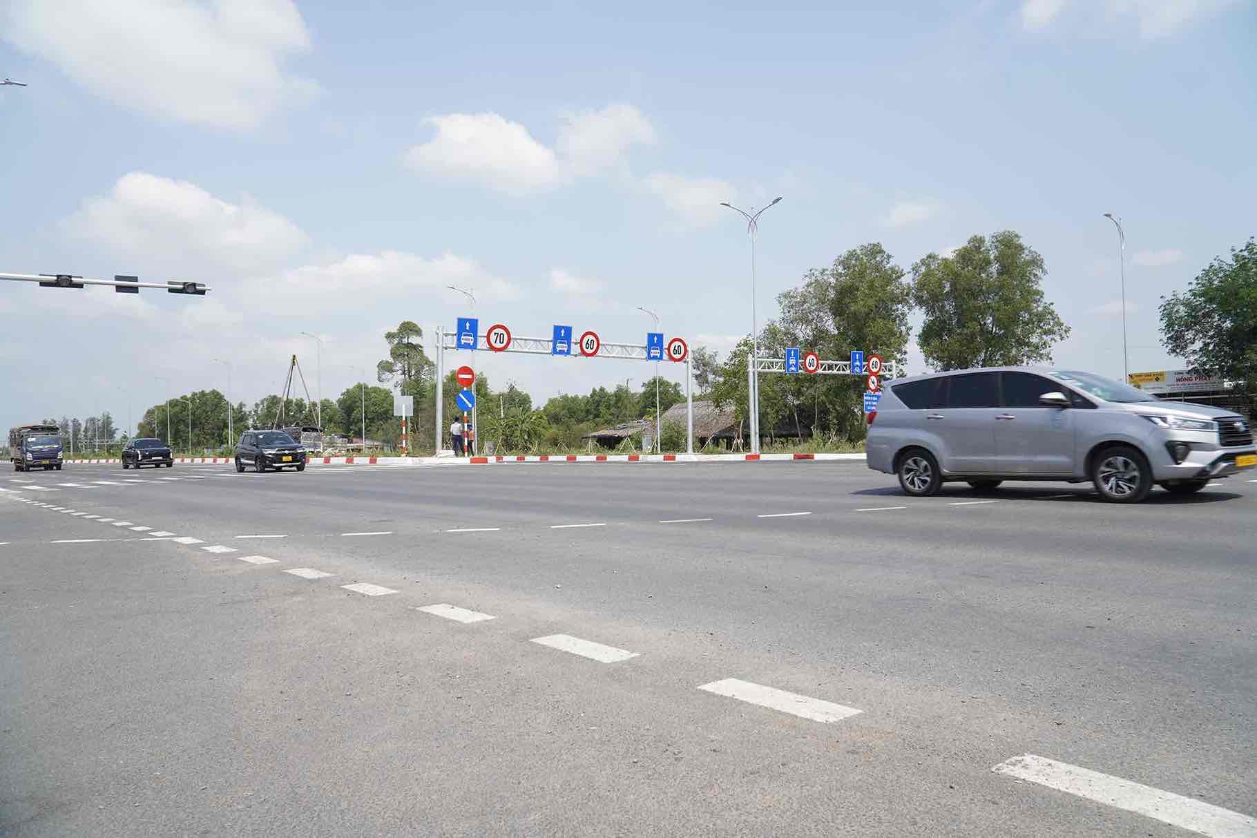 Tuyến đường trở nên phổ biến cho người dân Đồng Nai và TPHCM đi lại. Ảnh: HAC