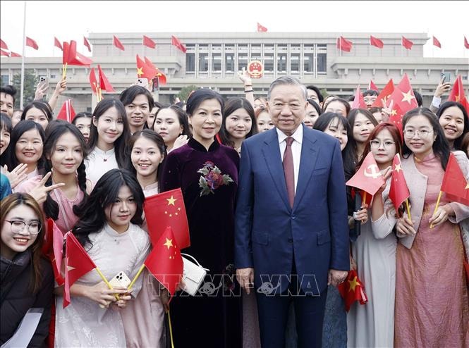 tong-bi-thu-chu-tich-nuoc-to-lam-.jpg