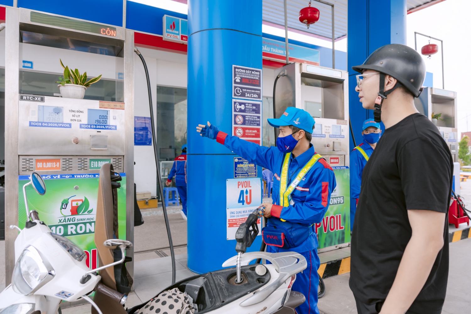 Điều này đã tạo ra tâm lý tin tưởng và giúp người tiêu dùng dần hình thành thói quen sử dụng nhiên liệu thân thiện với môi trường.