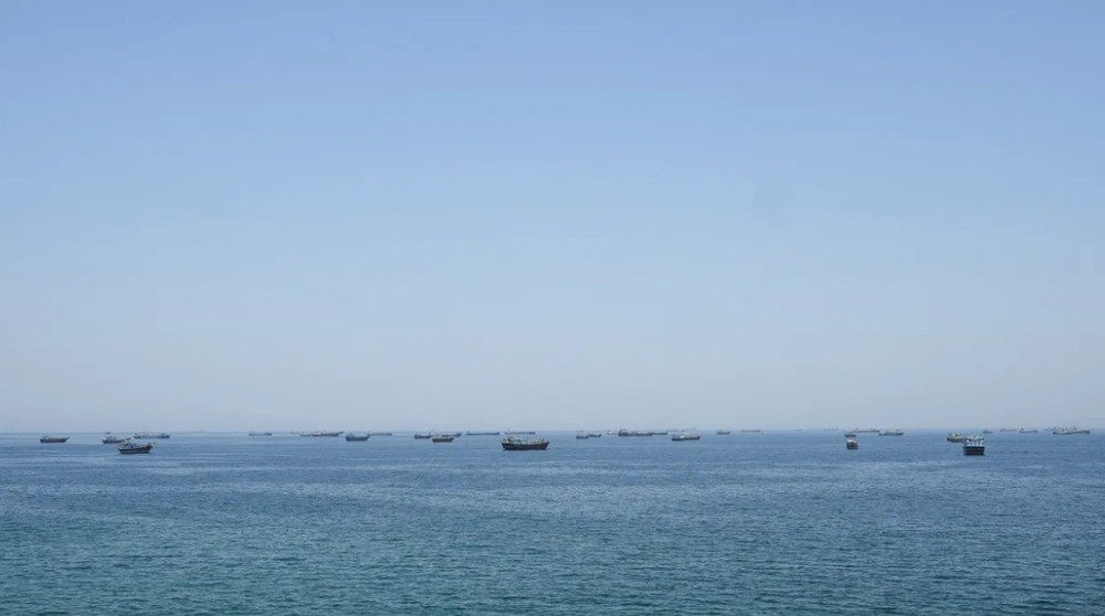 Hoạt động tàu tại eo biển Hormuz. Ảnh: Rediff