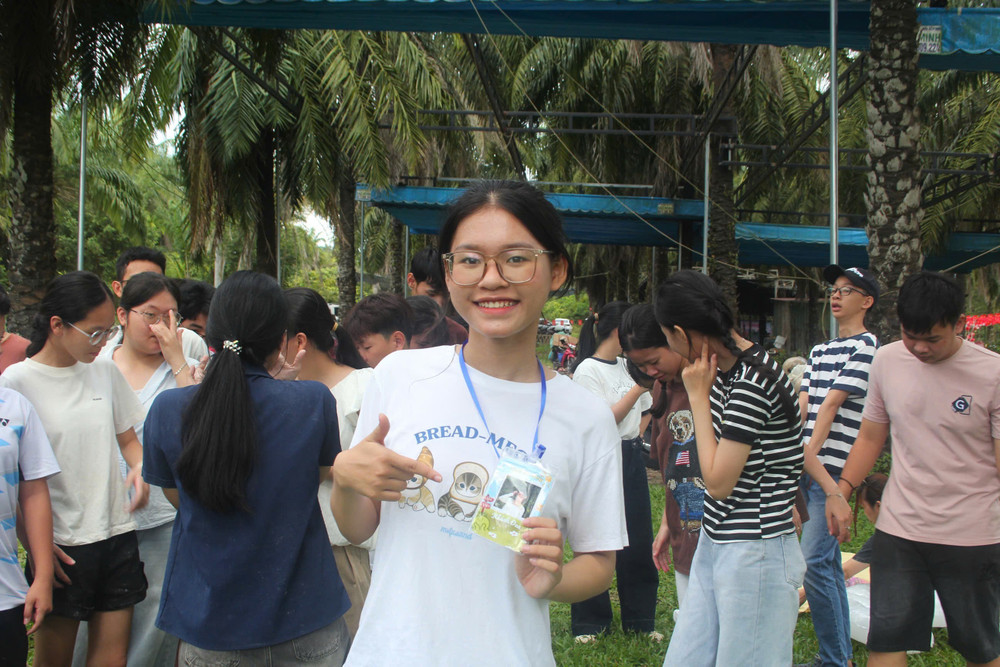 Khánh Đan- Founder của "Chạm xanh". 1000112601.jpg