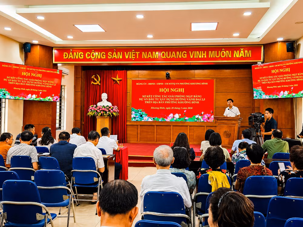 Bí thư Đảng ủy phường Khương Đình phát biểu tại Hội nghị. b146bd7c-7299-425c-95b1-4cb2ac91682f.png
