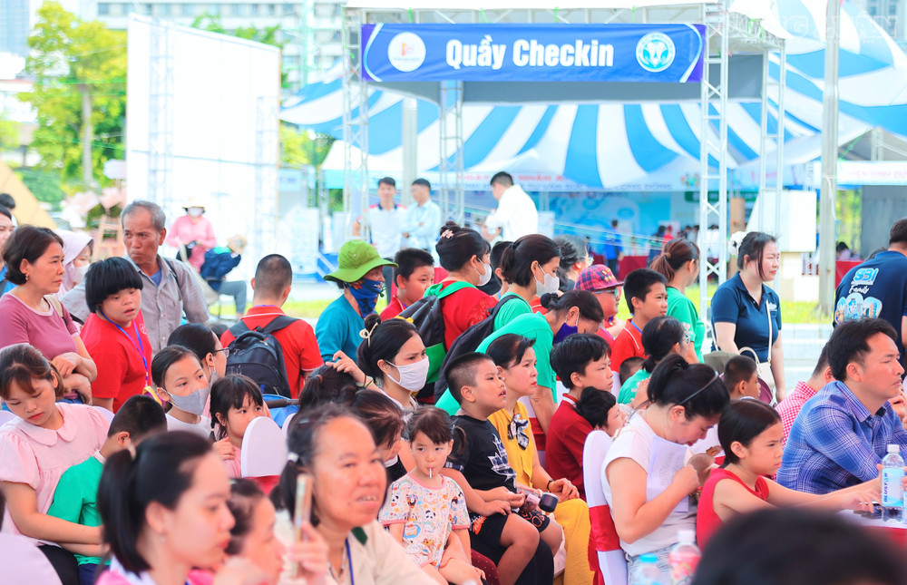 clo_tr_81adb203-d5eb-4b8e-8618-4b167dc5d1e1-1-201-a.jpg