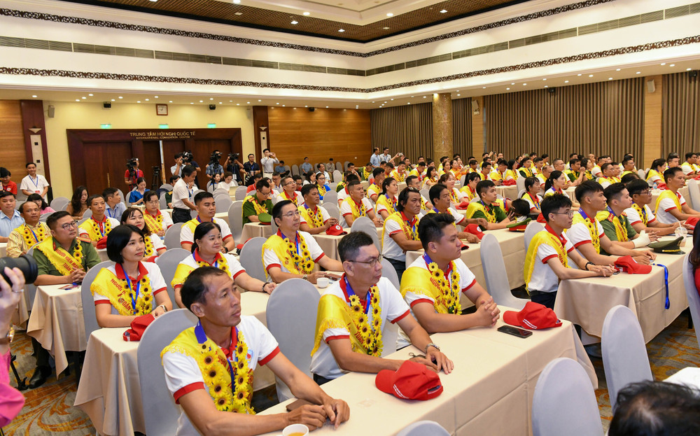 Đại diện người hiến máu tình nguyện tiêu biểu toàn quốc năm 2026. Ảnh: Lâm Hiển.