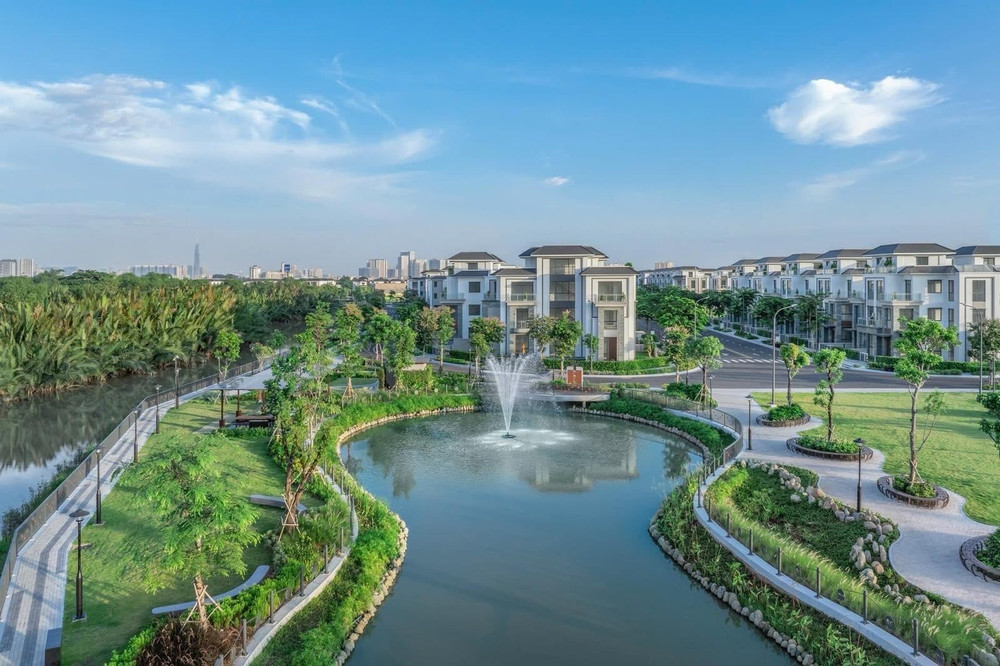 Năm 2026, KDH bàn giao các căn thấp tầng đã bán tại dự án Gladia, đồng thời triển khai phân khu cao tầng, dự kiến trong quý 3/2026