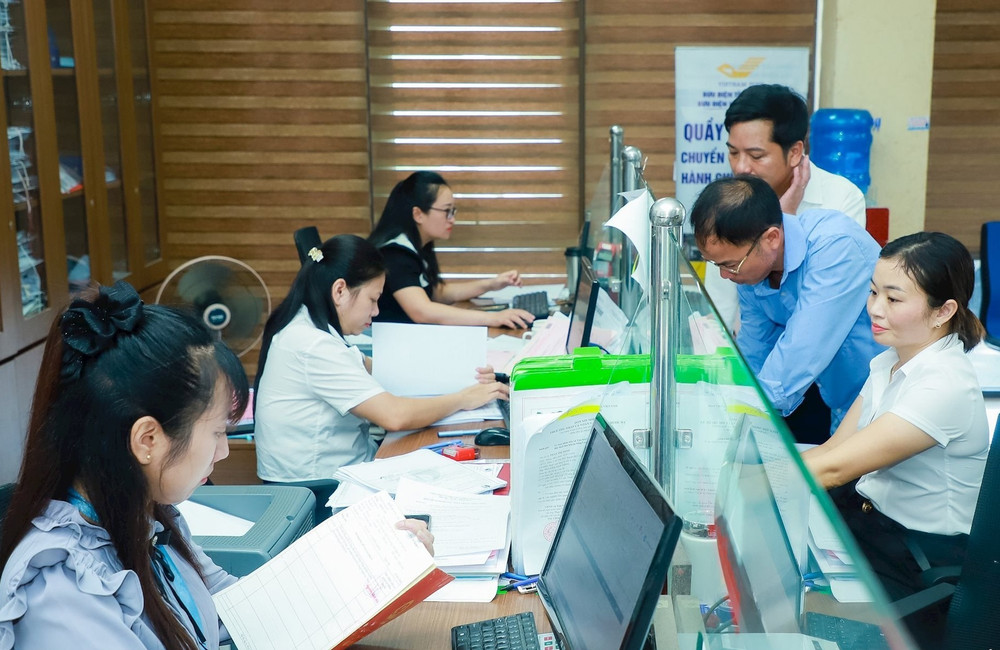 Tuyển dụng, ký hợp đồng viên chức sai quy định là hành vi gây lãng phí. Ảnh minh hoạ - VGP vienchuc-17827720430711558143429.jpg