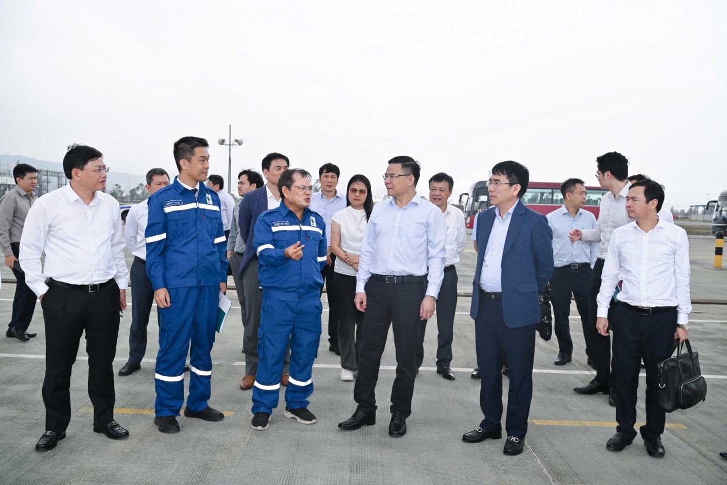 Lọc hóa dầu Nghi Sơn giữ vai trò chiến lược trong việc đảm bảo cung ứng xăng dầu Lọc hóa dầu Nghi Sơn giữ vai trò chiến lược trong việc đảm bảo cung ứng xăng dầu