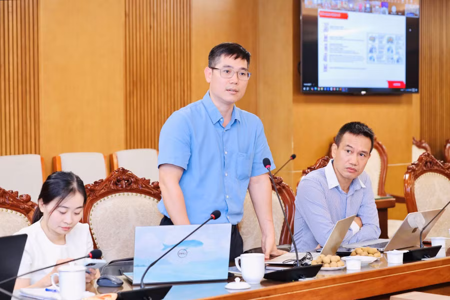 Đại diện Viettel giới thiệu Hệ thống cơ sở dữ liệu Học bạ số và hướng dẫn các yêu cầu kỹ thuật mới. hoc-ba-so-3.jpg