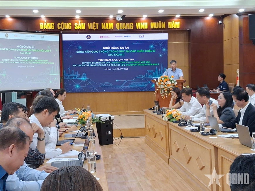 Hợp tác Việt Nam - Đức hướng tới giao thông xanh, các-bon thấp