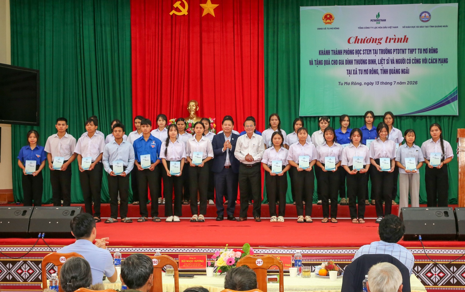 BSR lan tỏa nghĩa tình đến miền Tây Quảng Ngãi, khánh thành 2 phòng học STEM chắp cánh tương lai