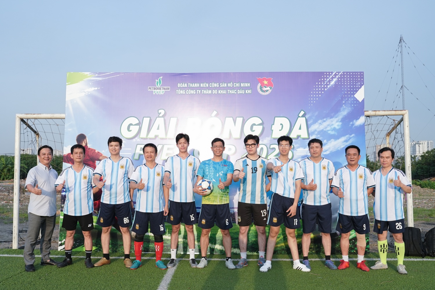 Khai mạc Giải bóng đá PVP Cup 2026: Gắn kết cán bộ, người lao động toàn Tổng công ty Khai mạc Giải bóng đá PVP Cup 2026: Gắn kết cán bộ, người lao động toàn Tổng công ty