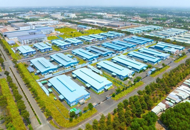 Doanh thu quý II của Sonadezi Long Thành lần đầu vượt 157 tỷ đồng, nhưng lợi nhuận sau thuế giảm so với cùng kỳ. Ảnh: SZL. sonadezi-long-thanh-mo-rong-dau-tu-nha-xuong-gan-cang-bien-va-san-bay-long-thanh-2.jpg