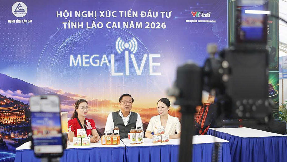 Livestream giới thiệu đặc sản Tây Bắc tại Hội nghị xúc tiến đầu tư tỉnh Lào Cai năm 2026.