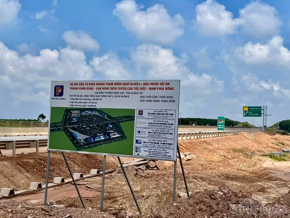 Gỡ điểm nghẽn trạm dừng nghỉ trên các tuyến cao tốc. Ảnh: Ngọc Hải. anh-2go-diem-nghen-tram-dung-nghi-tren-cac-tuyen-cao-tocanhngoc-hai.png
