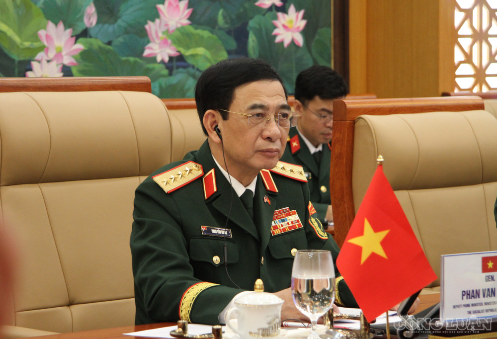 Đại tướng Phan Văn Giang tại hội đàm. clo_br_img-0323.jpg