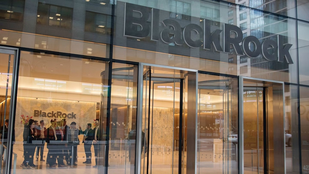 BlackRock ghi nhận 4,4 tỷ USD dòng vốn đổ vào các sản phẩm đầu tư cổ phiếu châu Âu trong tháng 7. Ảnh: Bloomberg. ftcms-53e9bcdd-608c-4751-9828-029dc12432af.jpg