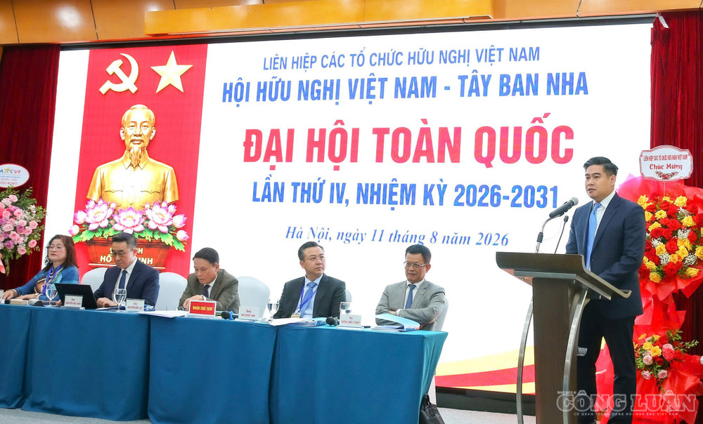 Trong chương trình Đại hội, các đại biểu đã trình bày nhiều tham luận về công tác xây dựng tổ chức Hội, thúc đẩy giao lưu nhân dân, tăng cường hợp tác trong lĩnh vực văn hóa, giáo dục, kinh tế và phát huy vai trò của đối ngoại nhân dân trong bối cảnh quan hệ Việt Nam - Tây Ban Nha ngày càng phát triển. clo_br_2aoboqqhqqxajcceppku6m3tl5ni5kyv2wby23go.jpg