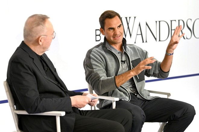 Roger Federer mất vị thế tỉ phú
