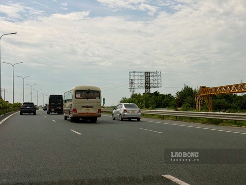 Cao tốc Pháp Vân - Cầu Giẽ giảm áp lực ùn tắc dịp lễ 2.9. Ảnh: Hoài Anh